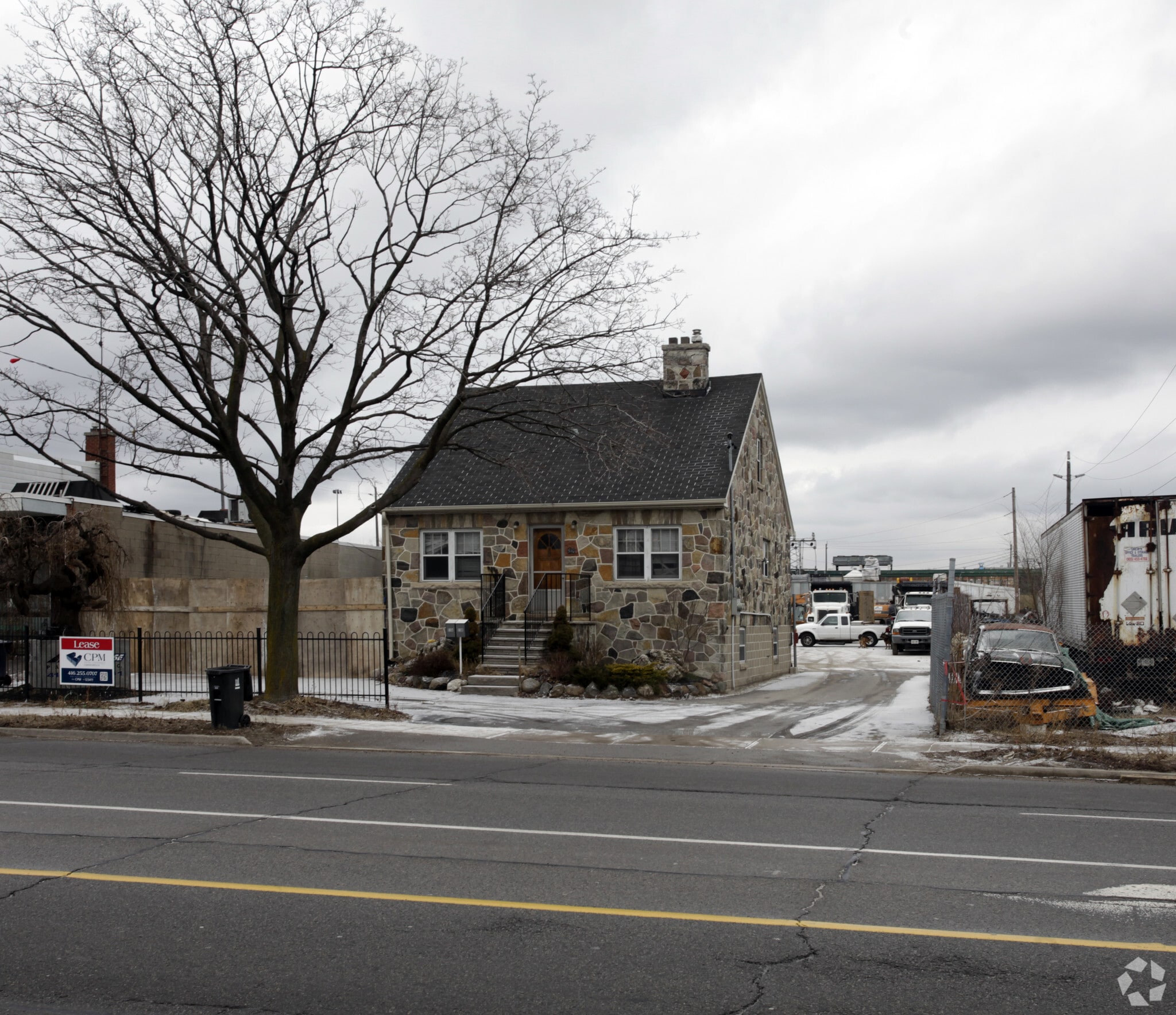 510 Evans Ave, Toronto, ON for lease Primary Photo- Image 1 of 5