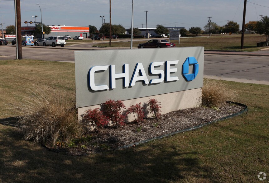 3431 Highway 66, Rowlett, TX à louer - Photo du bâtiment - Image 3 de 4