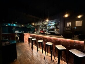 56-68 Clapham Park Rd, London for lease Interior Photo- Image 1 of 12