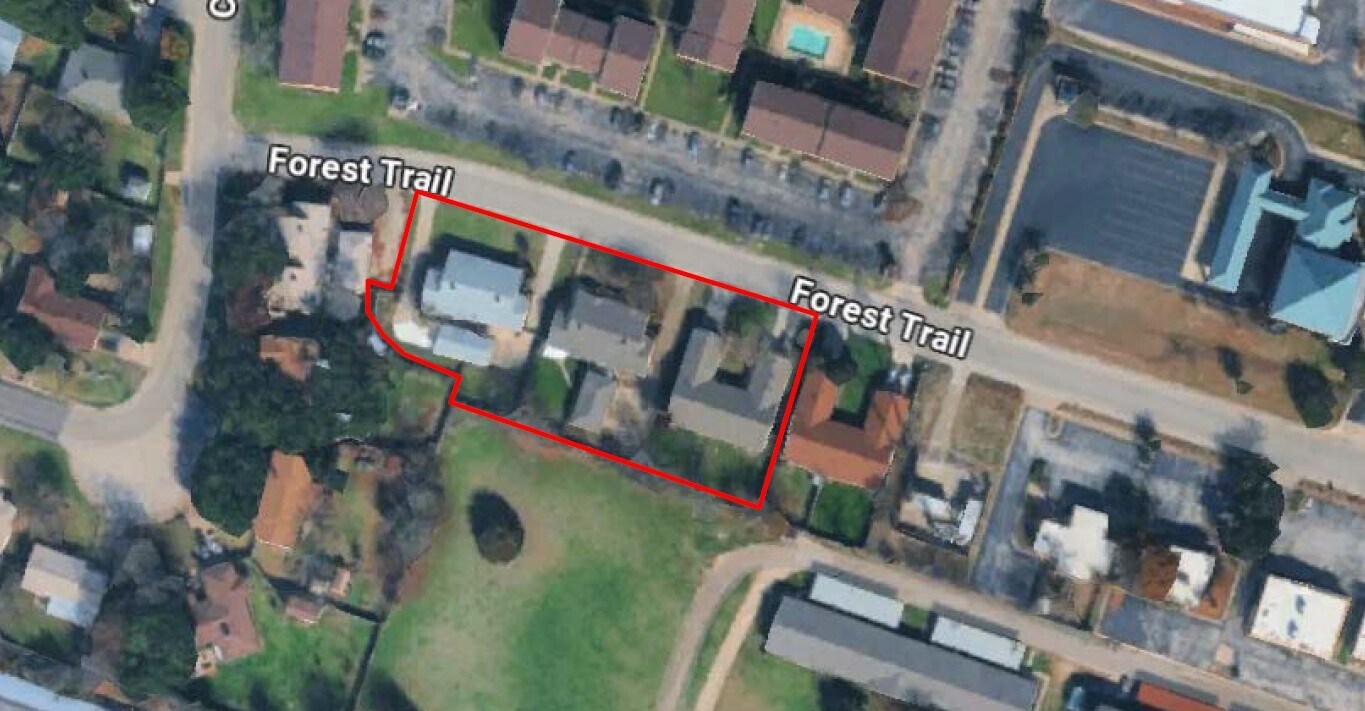 Forest Trail Duplex Portfolio portefeuille de 3 propriétés à vendre sur LoopNet.ca Photo du bâtiment- Image 1 de 21