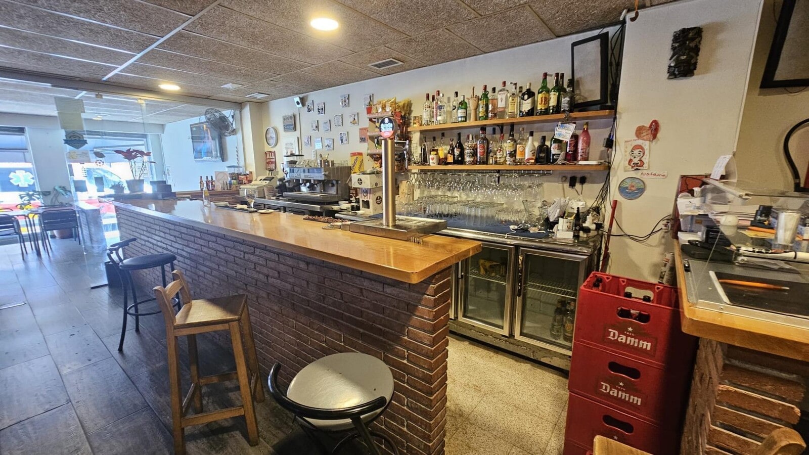 Pineda de Mar, BAR 08397 - Unit 1 -  - Interior Photo - Image 1 of 8