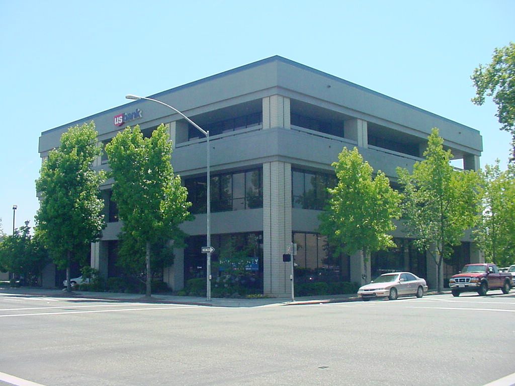 1700 Pine St, Redding, CA for sale Primary Photo- Image 1 of 2