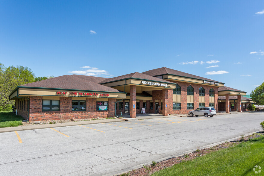 3001 86th St, Urbandale, IA for sale - Primary Photo - Image 1 of 8