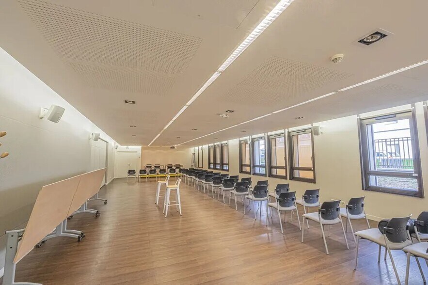 37 Rue De Neuilly, Clichy à louer - Photo intérieure - Image 2 de 2