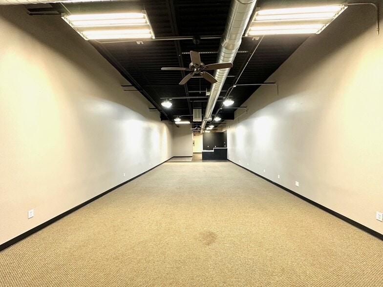 3006 Calumet Ave, Valparaiso, IN for lease - Building Photo - Image 2 of 14