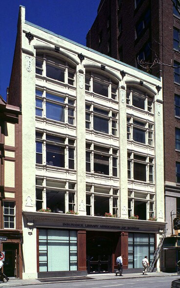 156 State St, Boston, MA à vendre - Photo du bâtiment - Image 2 de 8
