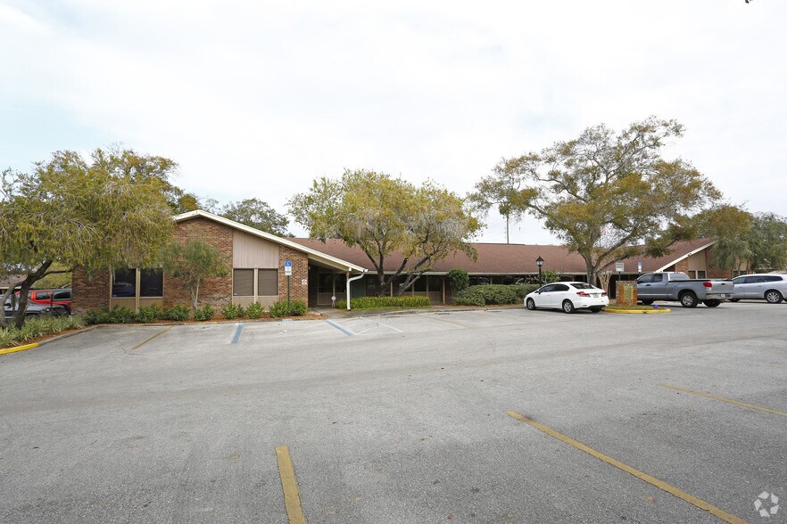 1230 S Myrtle Ave, Clearwater, FL for sale - Primary Photo - Image 1 of 5