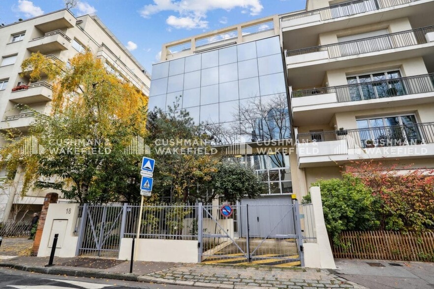 18 Rue Kleber, Courbevoie à louer - Photo du bâtiment - Image 1 de 14