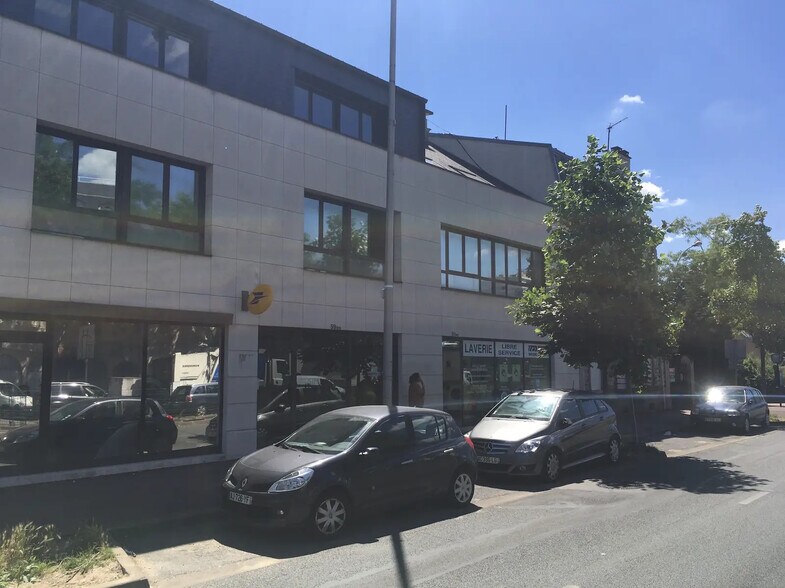 59 Rue Du Pont De Créteil, Saint-Maur-des-Fossés à louer - Photo du bâtiment - Image 2 de 6