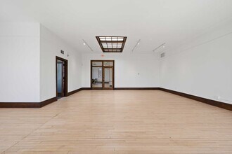 1300-1304 NE 2nd St, Minneapolis, MN for lease Interior Photo- Image 2 of 5