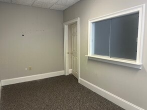 5415 Sugarloaf Pky, Lawrenceville, GA for lease Interior Photo- Image 2 of 16