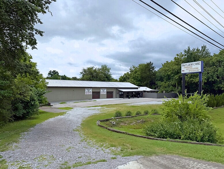 5136 Highway 321 N, Lenoir City, TN à vendre - Photo du bâtiment - Image 2 de 16