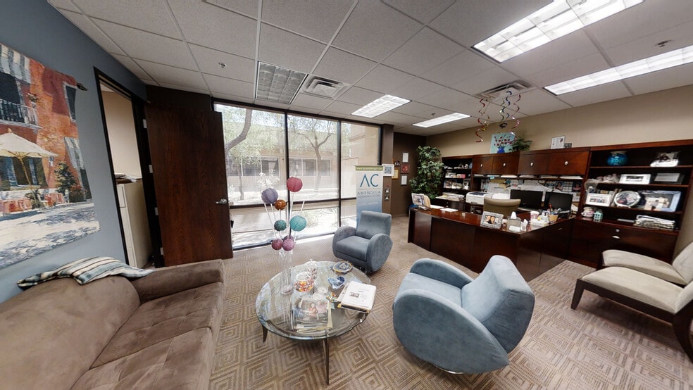 9280 E Raintree Dr, Scottsdale, AZ for sale - Interior Photo - Image 2 of 21