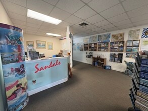 1240 Rockledge Blvd, Rockledge, FL for lease Interior Photo- Image 2 of 8