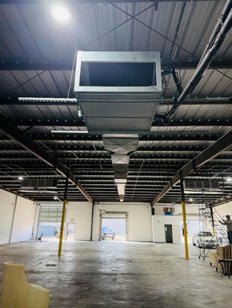 Plus de détails pour 7301 Galveston Rd, Houston, TX - Industriel à vendre