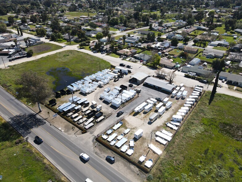 2430 Main St, Ramona, CA à louer - Photo du bâtiment - Image 2 de 12