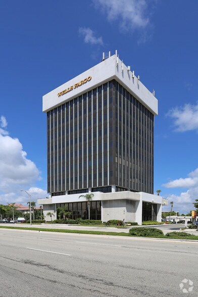 4875 N Federal Hwy, Fort Lauderdale, FL à louer - Photo du bâtiment - Image 2 de 4