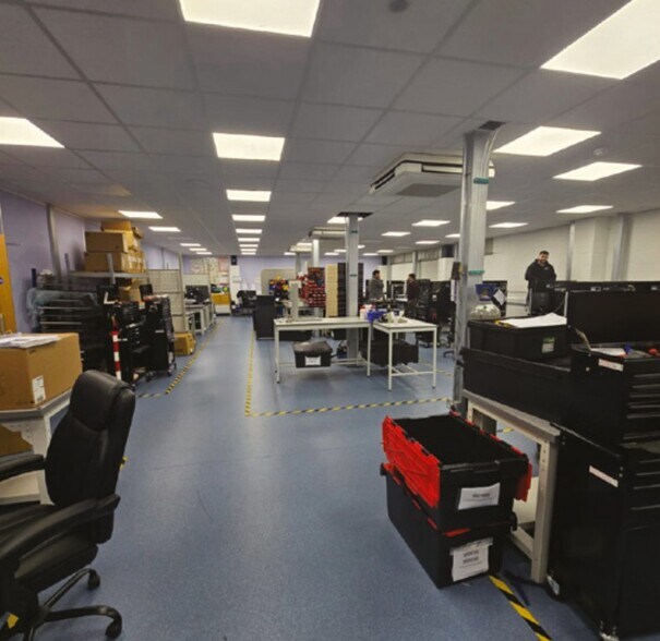 Unit 4 Wharfside Alperton, Wembley à vendre - Photo intérieure - Image 3 de 4