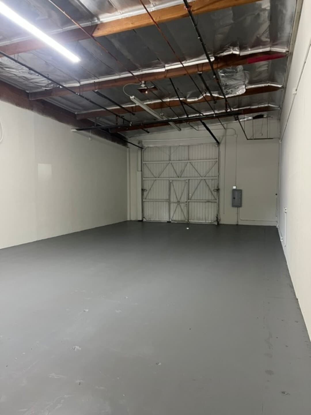 1894 Commercenter West Dr, San Bernardino, CA for lease Interior Photo- Image 1 of 6