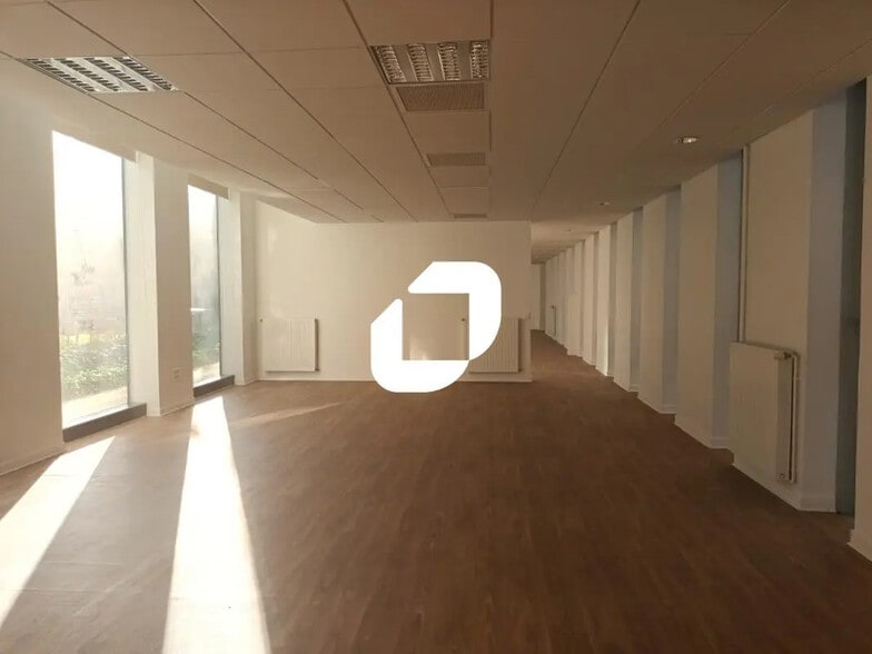 165 Avenue De Bretagne, Lille for lease - Building Photo - Image 3 of 14