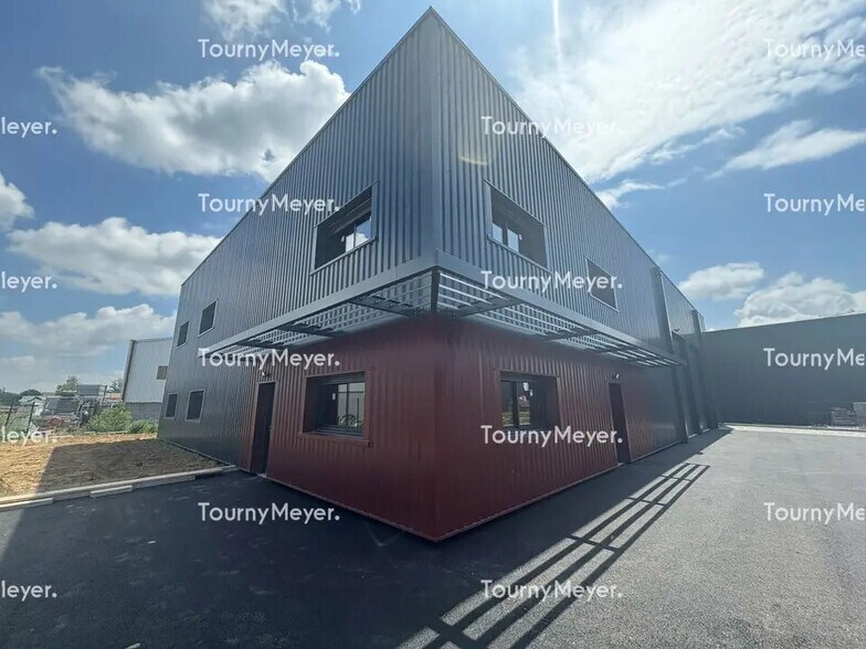 8 Rue Ecopole, Villeneuve-Tolosane à louer - Photo du bâtiment - Image 2 de 6