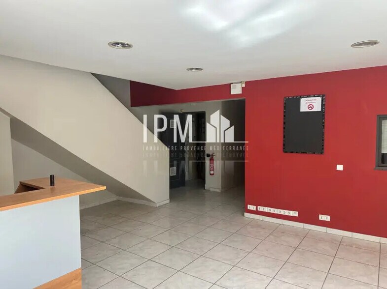 Flex dans Aubagne à louer - Photo intérieure - Image 2 de 7