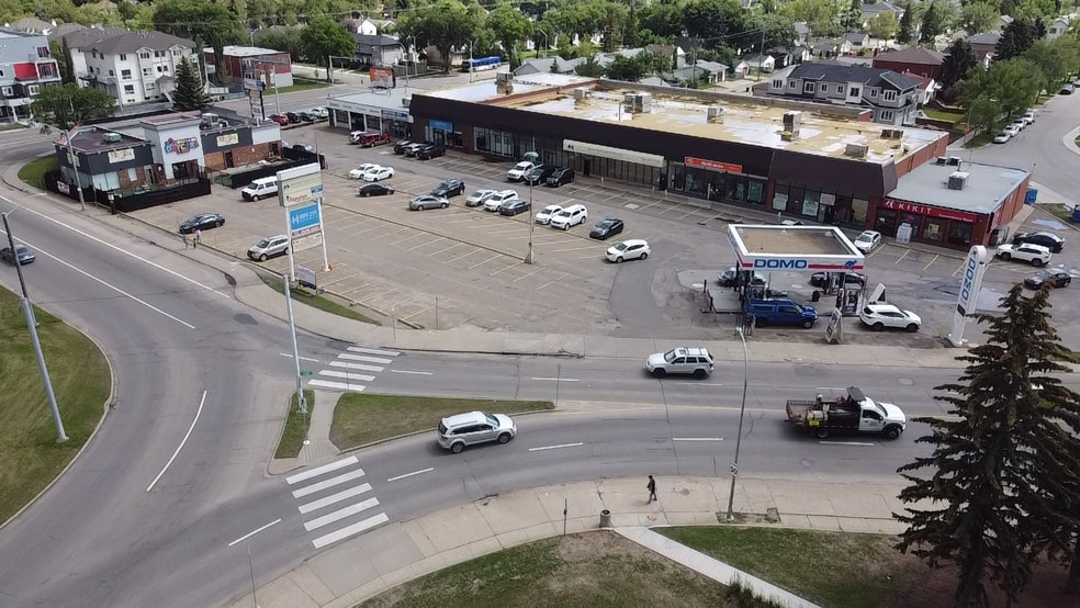 10121-10135 Princess Elizabeth Ave NW, Edmonton, AB for sale - Building Photo - Image 1 of 1