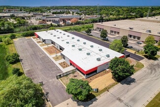 More details for 8949 N Deerbrook Trl, Brown Deer, WI - Flex for Sale