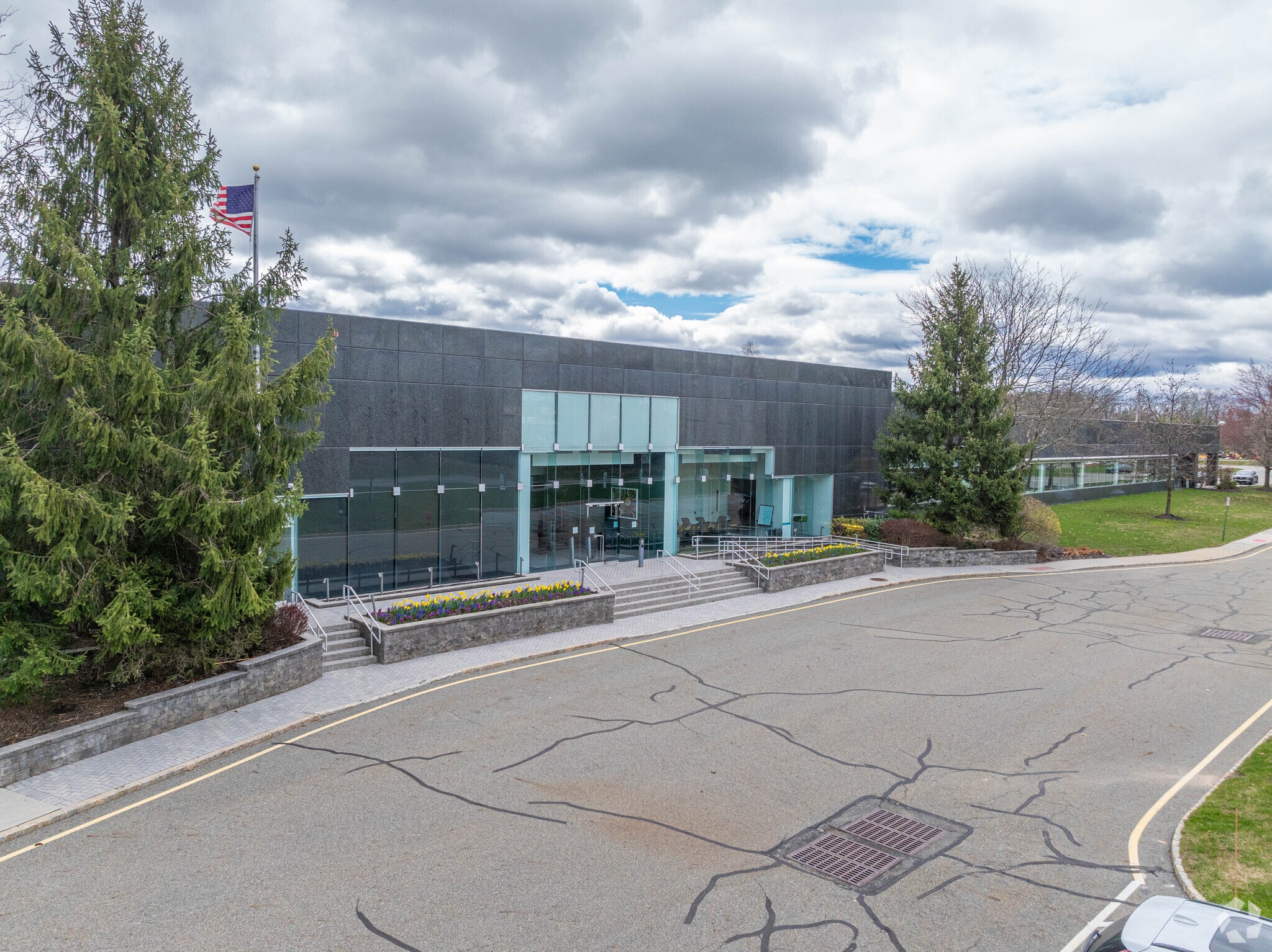 399 Jefferson Rd, Parsippany, NJ for lease Primary Photo- Image 1 of 19