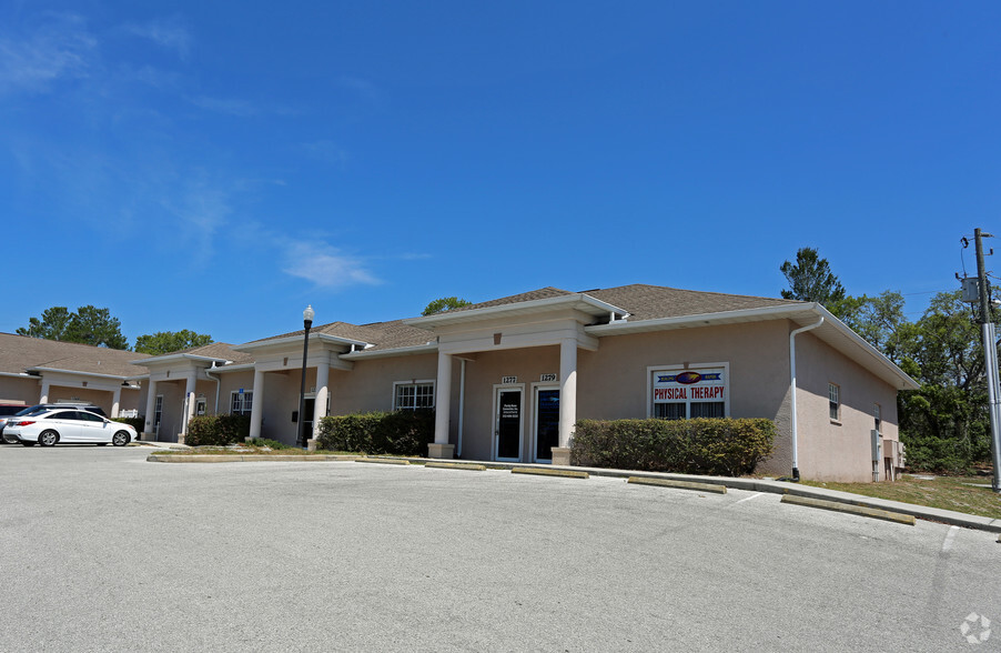 1260-1289 Kass Cir, Spring Hill, FL for lease - Building Photo - Image 1 of 5