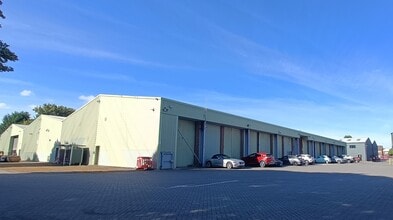 Trent Rd, Grantham for lease Building Photo- Image 1 of 8