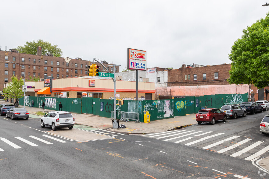 737 4th Ave, Brooklyn, NY for sale - Primary Photo - Image 1 of 1