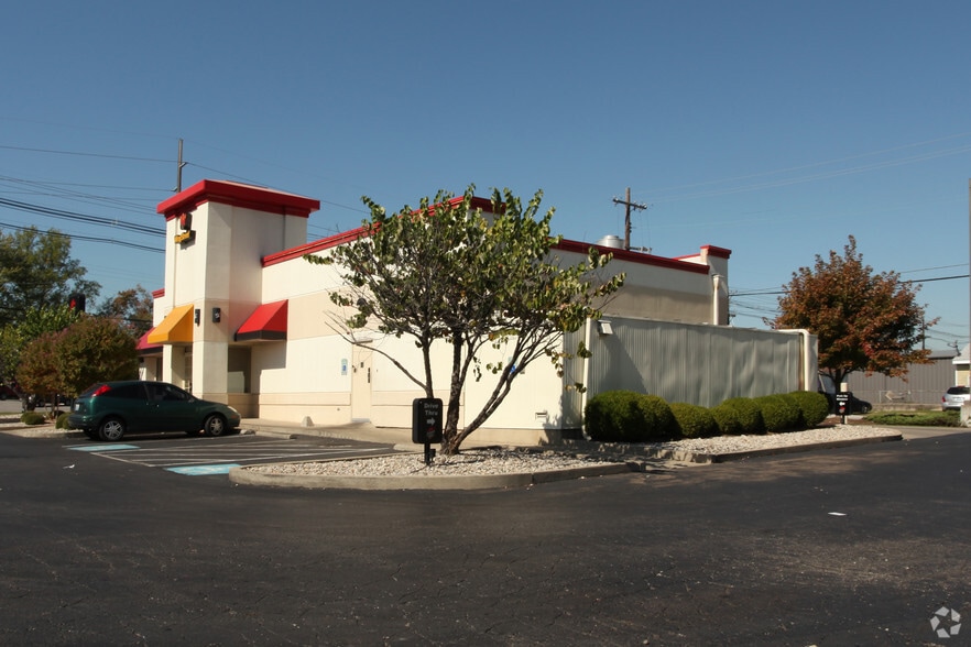 7509 Preston Hwy, Louisville, KY à louer - Photo du bâtiment - Image 2 de 6