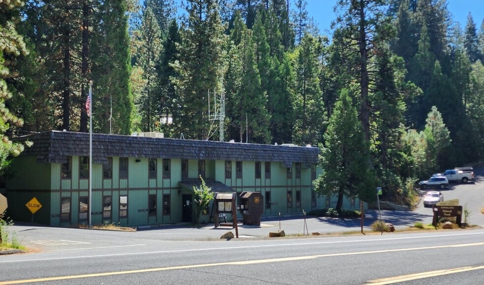 5519 E Highway 4, Murphys, CA à vendre - Photo du bâtiment - Image 3 de 4