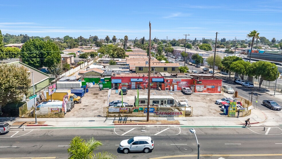 10826 S Central Ave, Los Angeles, CA for sale - Building Photo - Image 2 of 7