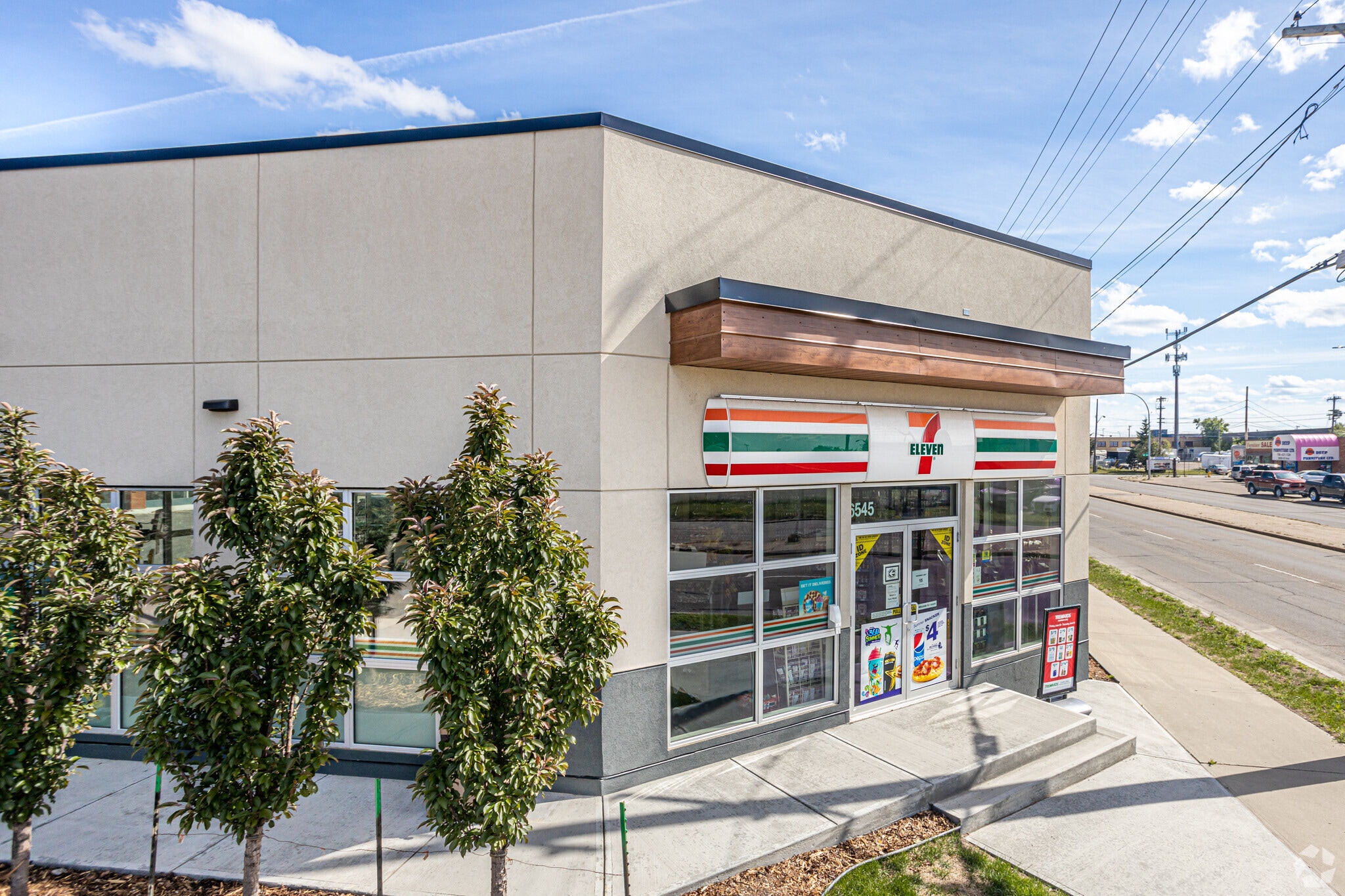 6545A 99 St NW, Edmonton, AB for lease Primary Photo- Image 1 of 11