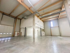 244 Avenue Paul Langevin, Moissy-Cramayel for lease Interior Photo- Image 2 of 6