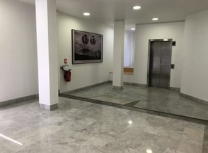 Bureau dans Vélizy-Villacoublay à louer Photo intérieure- Image 2 de 2