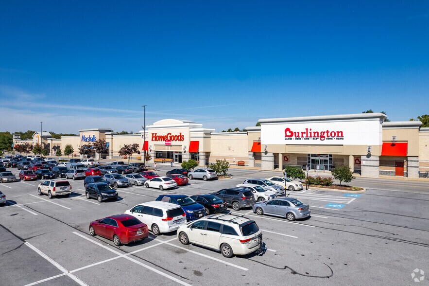 17600-17640 Garland Groh Blvd, Hagerstown, MD à louer - Photo du bâtiment - Image 1 de 5