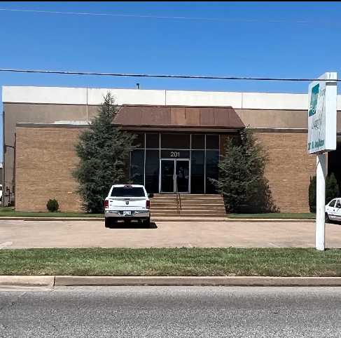 201 N Ann Arbor Ave, Oklahoma City, OK for lease - Building Photo - Image 2 of 19