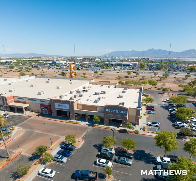 10105 W McDowell Rd, Avondale, AZ à vendre - Photo du bâtiment - Image 2 de 3