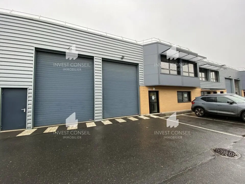 Flex in Ennery for lease Primary Photo- Image 1 of 9