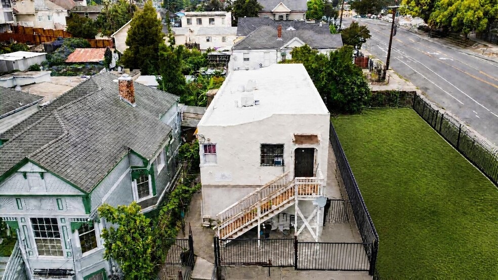 2051 23rd Ave, Oakland, CA for sale - Building Photo - Image 1 of 12