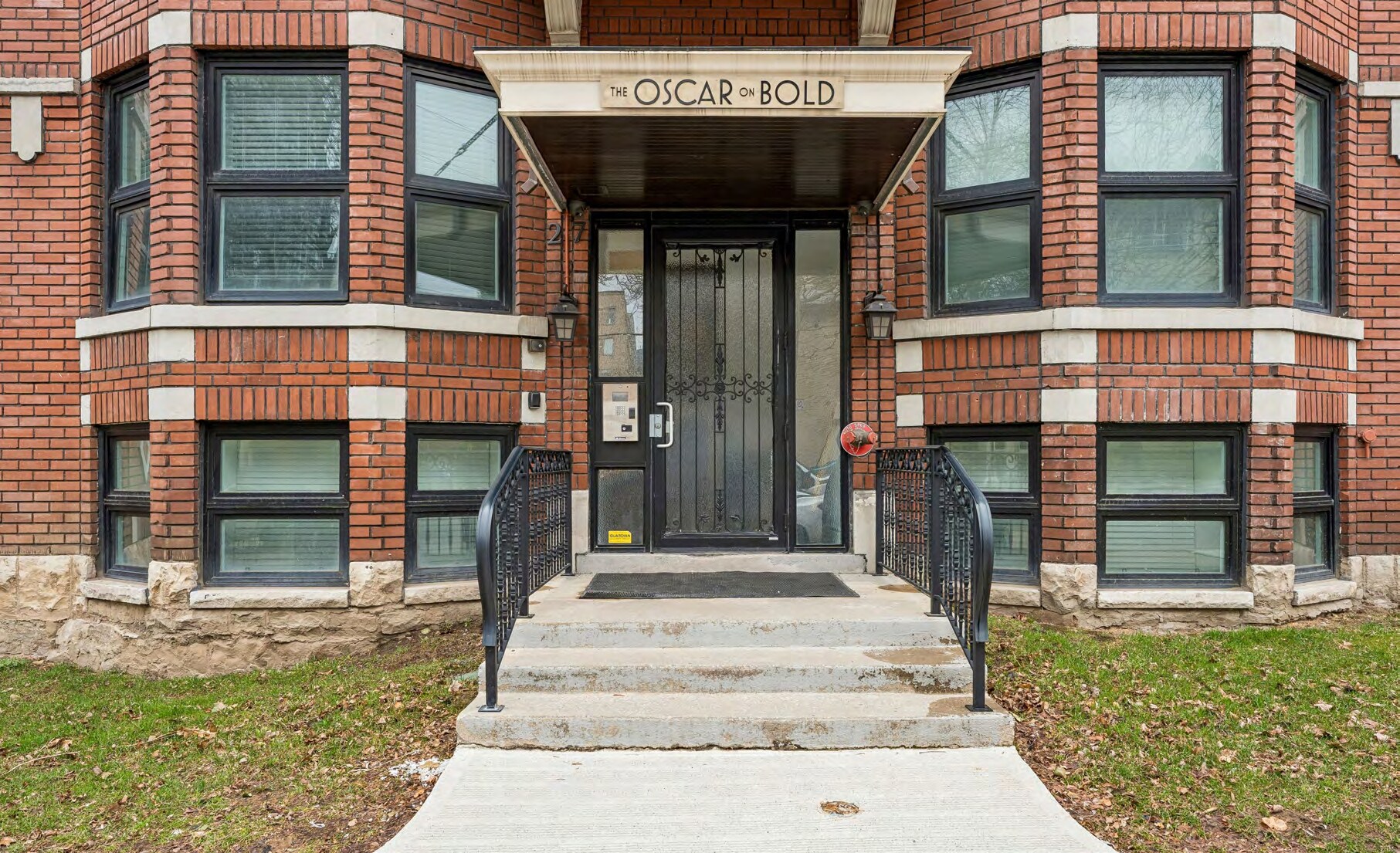 27 Bold St, Hamilton, ON à vendre Photo du bâtiment- Image 1 de 29