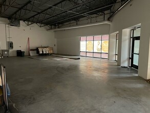 500 N IH 69, Robstown, TX for lease Interior Photo- Image 1 of 1