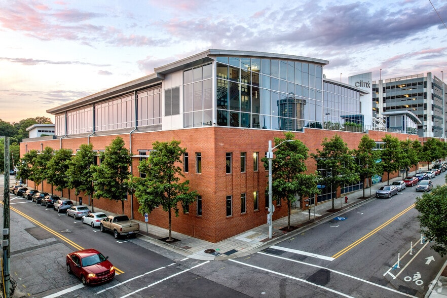 120 S West St, Raleigh, NC à louer - Photo du bâtiment - Image 2 de 9