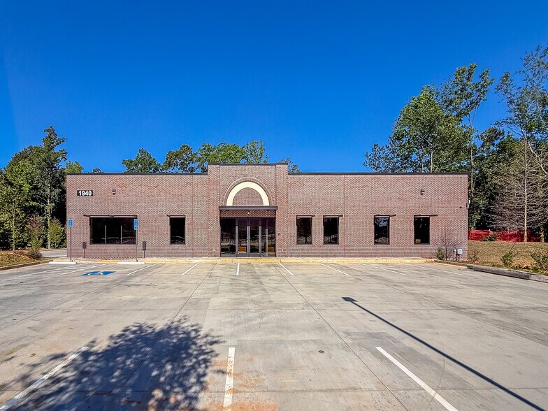 1940 Atlanta Hwy, Cumming, GA à vendre - Photo du bâtiment - Image 1 de 6