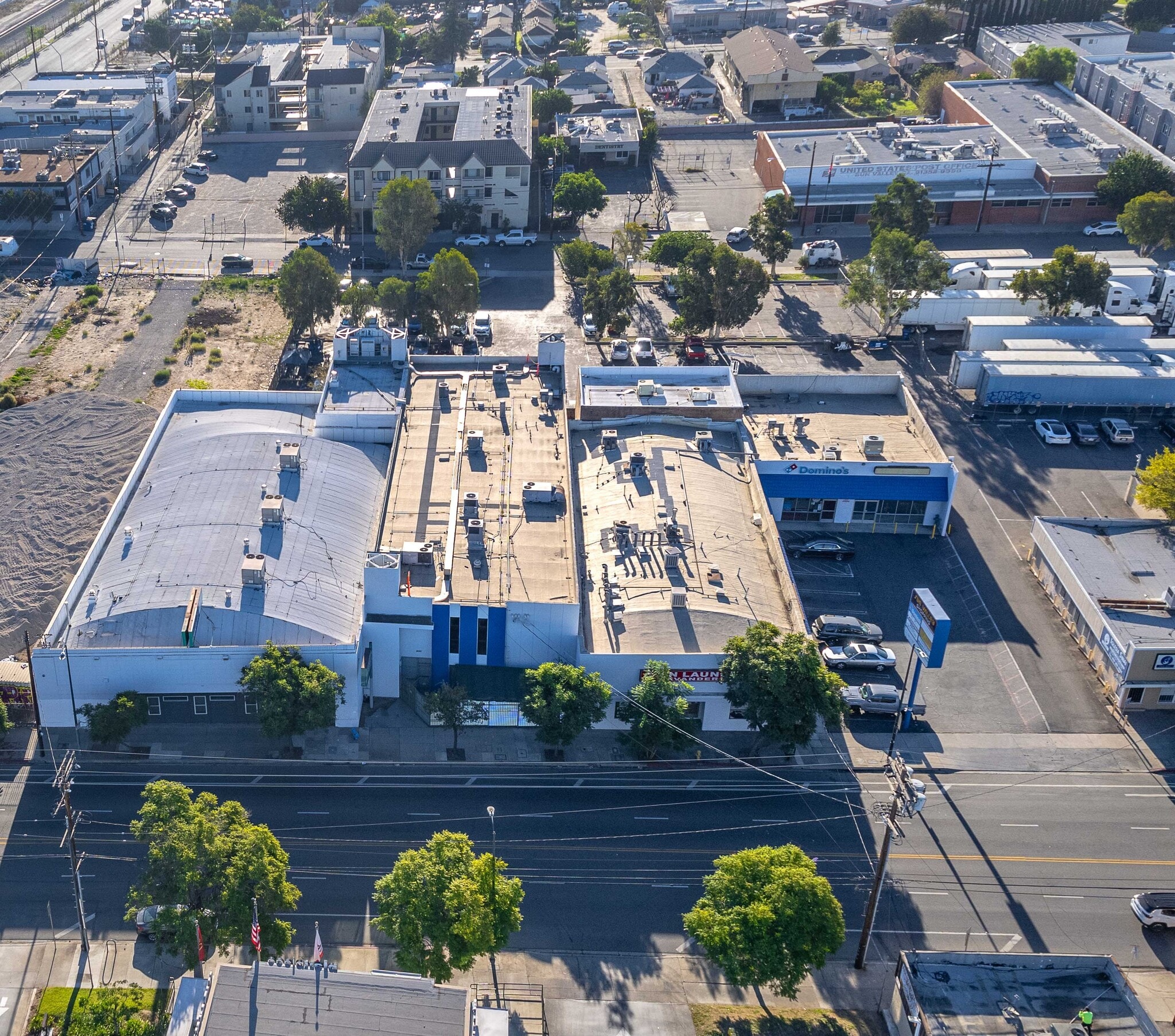 8124-8144 Sunland Blvd, Sun Valley, CA for sale Primary Photo- Image 1 of 9