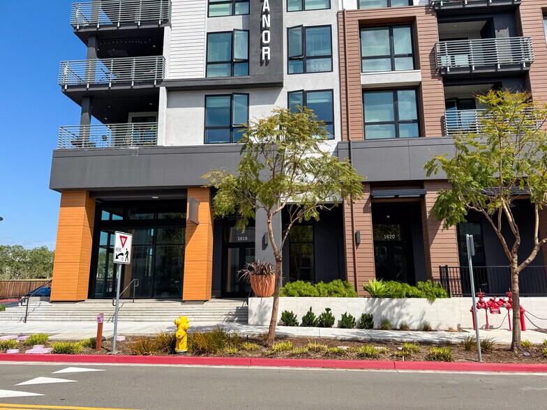 312 Gates Dr, Milpitas, CA à louer - Photo du bâtiment - Image 3 de 15