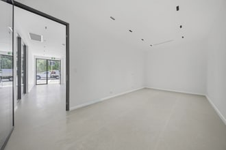 240-242 Liverpool Rd, Enfield for lease Interior Photo- Image 2 of 9